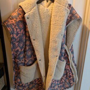 GUC Natural Life Sherpa snap closures Hoodie